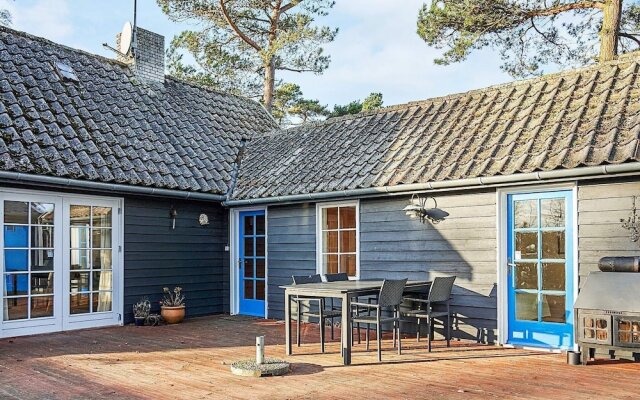 8 Person Holiday Home in Nexø
