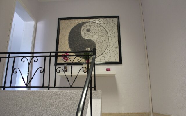 Nine Senses Guest House