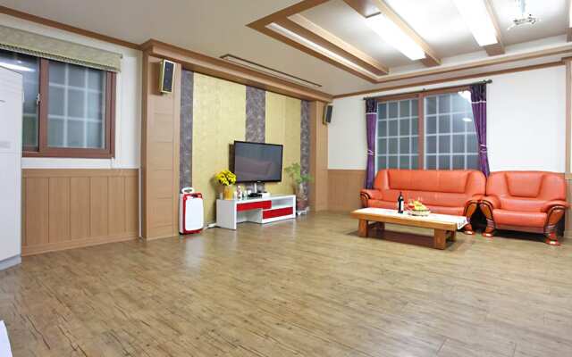 Tongyeong Ocean Love Pension