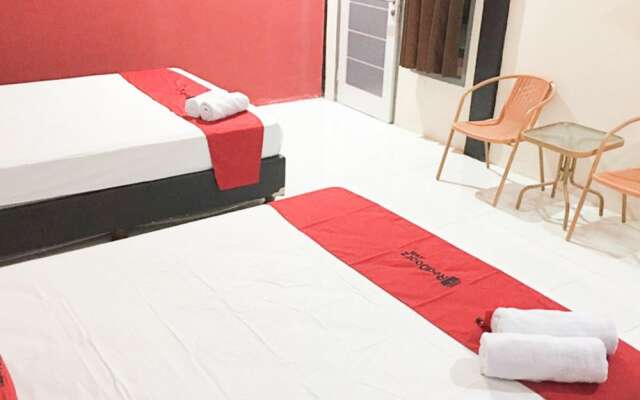 RedDoorz @ Simpang Lima Jupiter
