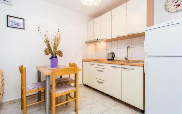 Apartments Lavanda 1