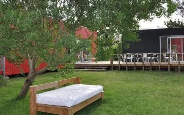 Rojo y Negro Hostel - Posada