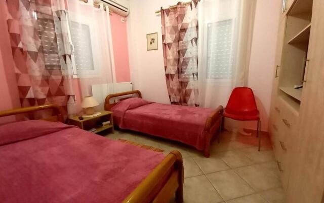 Relaxing Countryhouse beside the sea