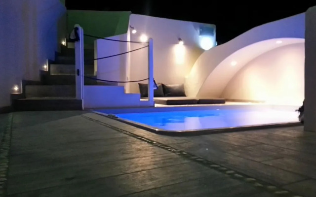 Alizea Villas  & Suites