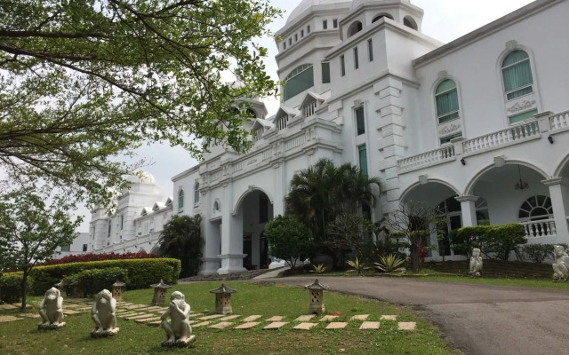 Empire Pacific Castle