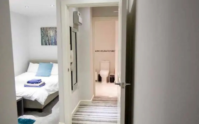 Stayzo Modern Studio Apartment 1 in Bradford City