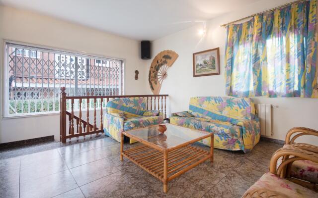 Bfa 1 - Casa Con Piscina, Pista De Tenis, Jardin,