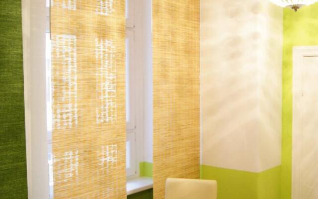 berlin39.com | Apartment House "Simon-Dach"