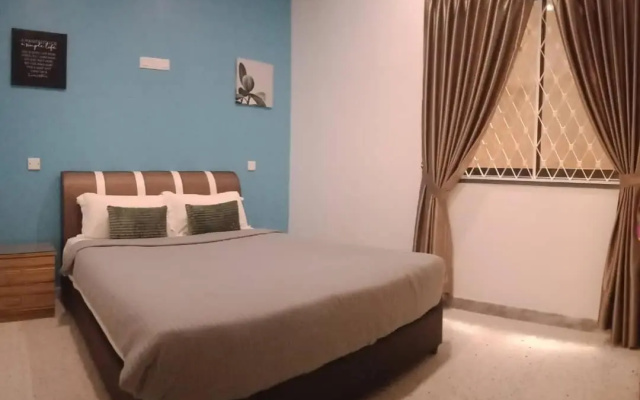 Just Austin Guesthouse – Guest Rooms – Ipoh
