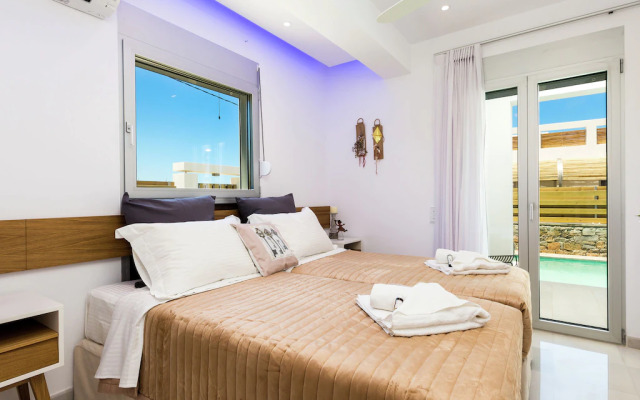 Majestic Villa in Pigianos Kampos with Private Pool