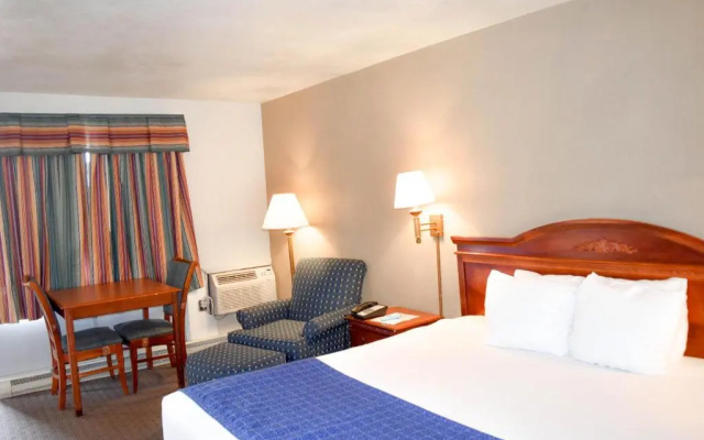 Attleboro Motor Inn