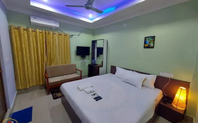 Hotel Aayes & Resort
