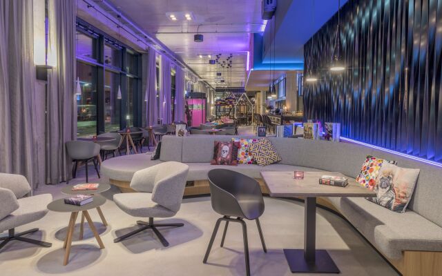 Moxy Glasgow Merchant City