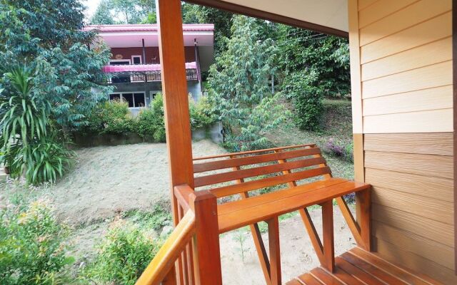 Urawadee Homestay Khiri Wong