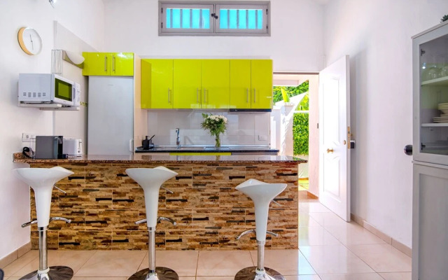 Holanda Tropic Yumbo