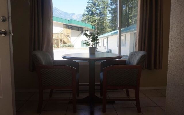 Coquihalla Motel