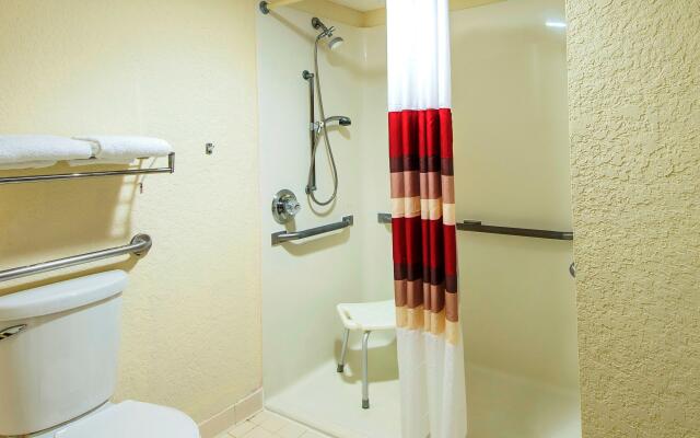 Red Roof Inn Syracuse
