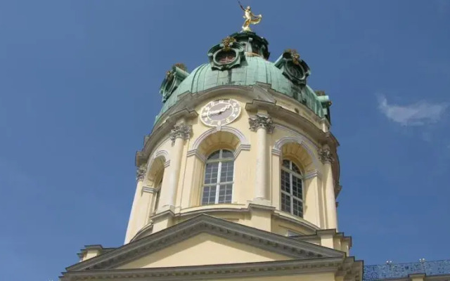 Visitcity24 Castle Charlottenburg