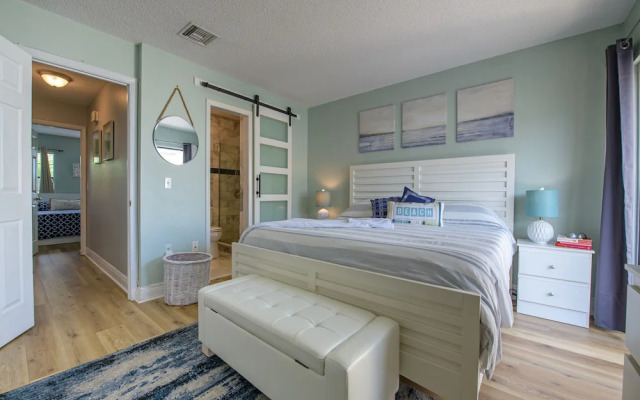 Bayview Beach Condo