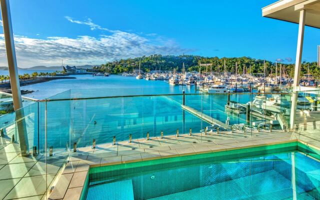 Pavillions Penthouse 25 Hamilton Island