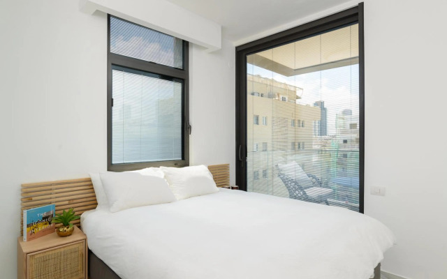 Sea&City by HolyGuest