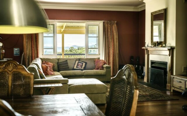 Tyrra Cottage Bed & Breakfast