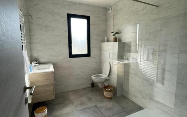 Superbe T3 NEUF VUE MER