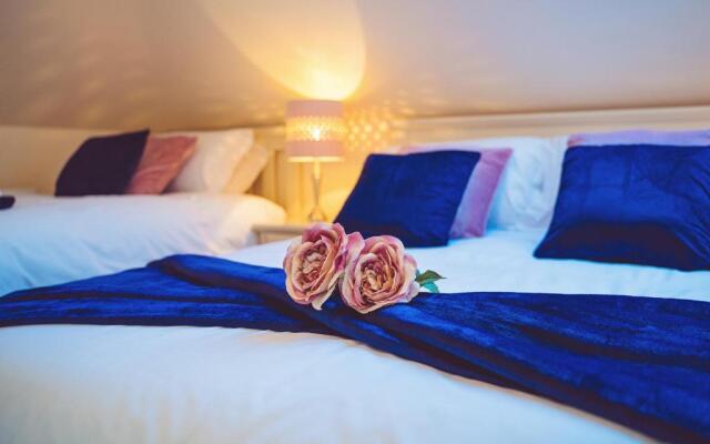 Ross Beach Family Farmhouse B&B