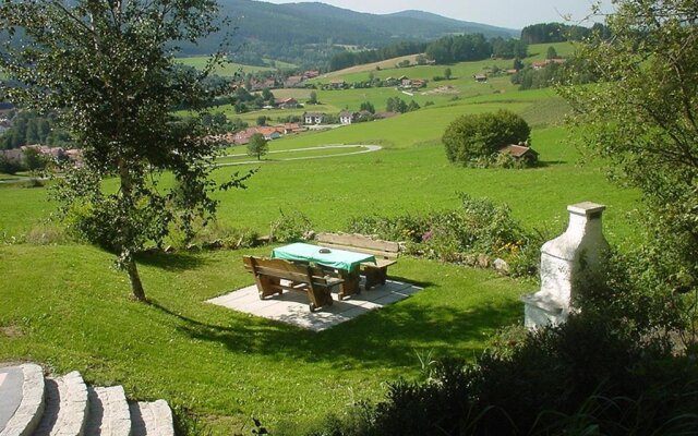 Wellness Ferienwohnungen Zellertalblick