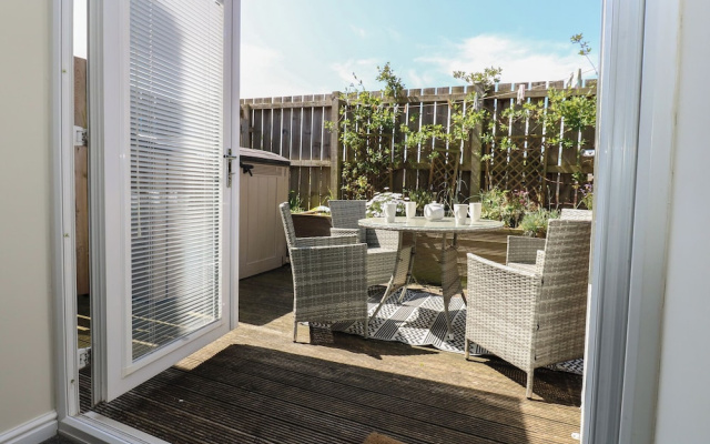 5 Ashcroft Mews