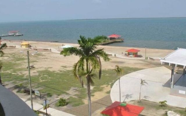 Best Caribbean Belize Pickwick Hotel
