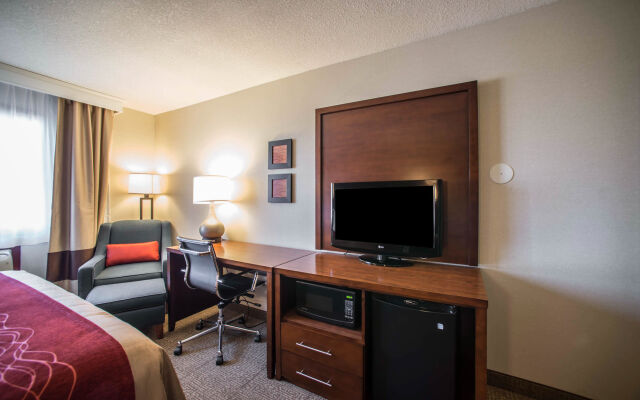 Quality Inn & Suites Boonville - Columbia