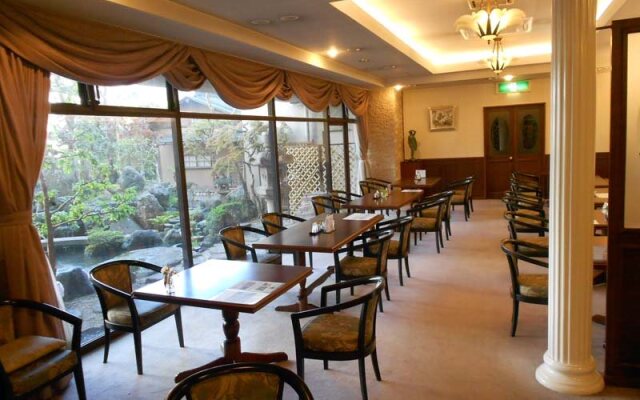 Hotel Green Plaza