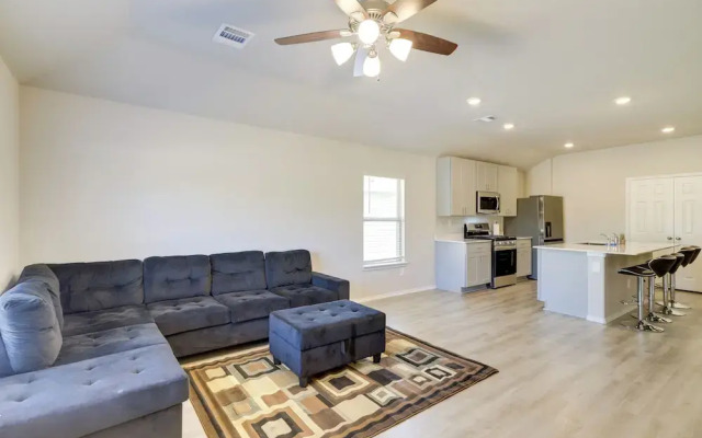 Brand New Spring Home < 1 Mi to Old Town!