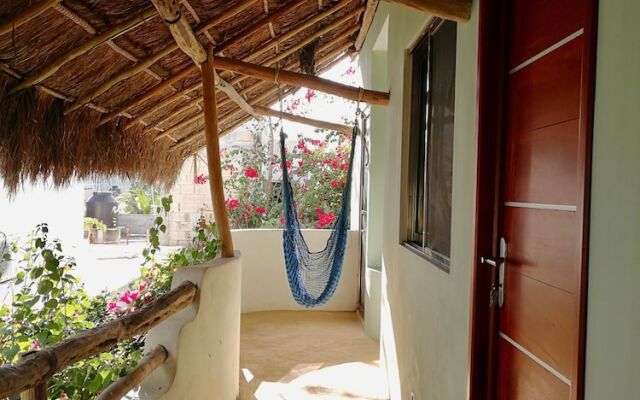 Amanecer y Mañana Private Room - Tulum Town
