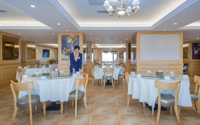 Vienna International Hotel (Huanggang Dongmen Road)