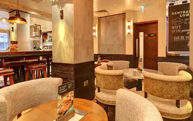 Hub By Premier Inn Lon, Westminster Abbey