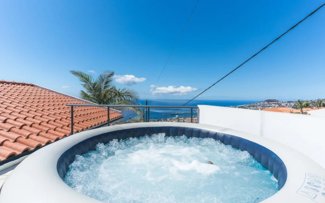 Casa dos Vinhos by Atlantic Holiday