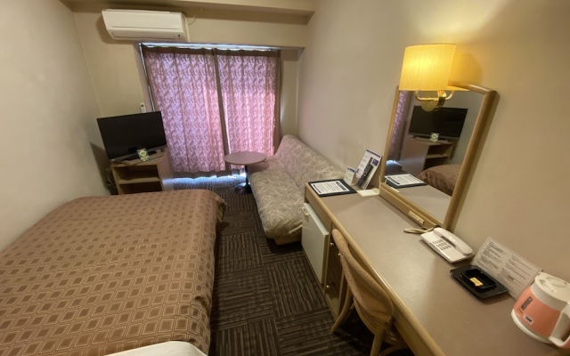 Ryugasaki Plaza Hotel Honkan – Guest Rooms – Ryugasaki