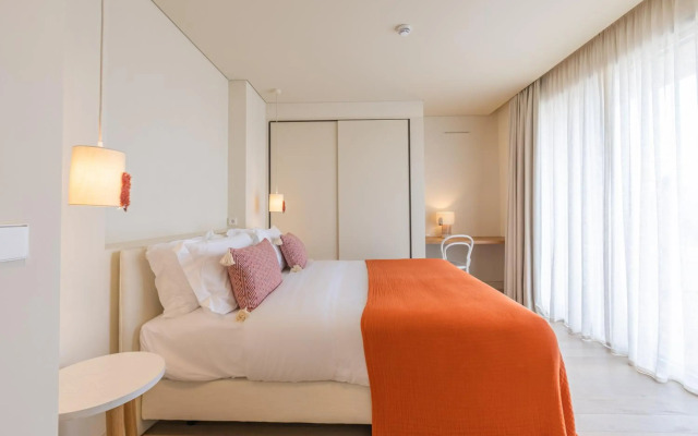 White Shell Beach Villas