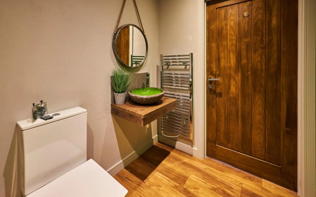 Forest Green Lodge at No35