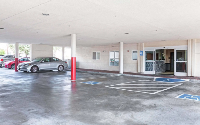 Ramada Limited and Suites San Francisco Airport