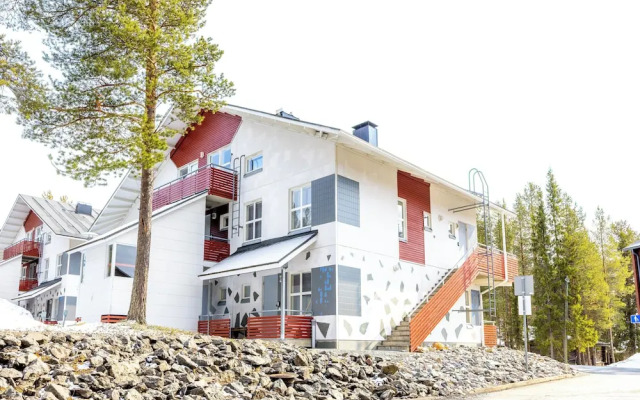 Spacious 3BR Apt. with Sauna