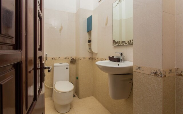 OYO 956 Hung Thinh Koreana Hotel