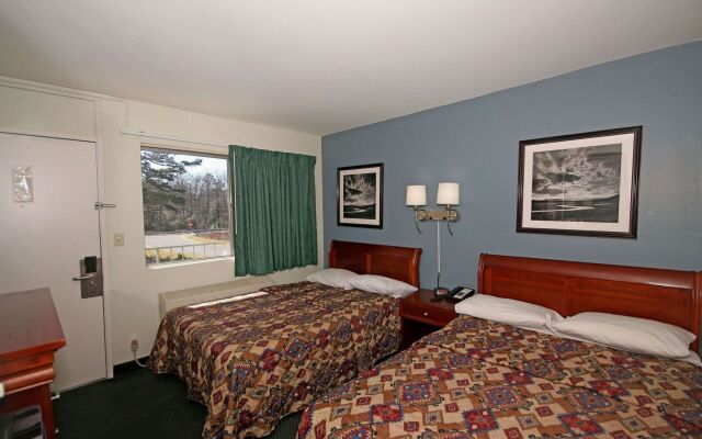 Royal Inn Charlotte Airport Hotel