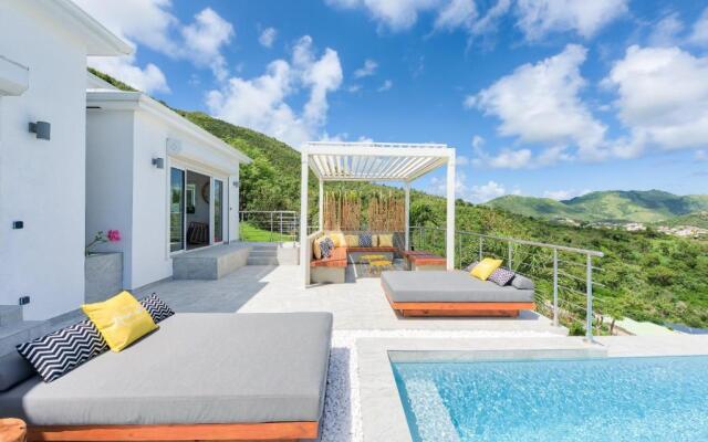 Dream Villa Orient Bay 566