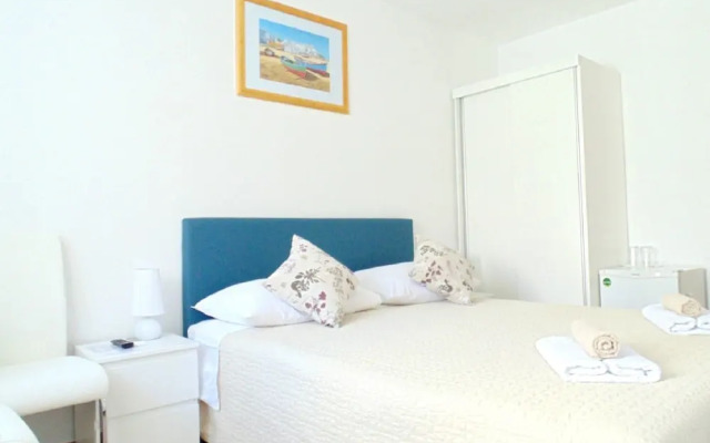 Peruzovic Rooms 1