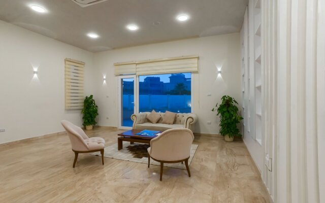 Selena Bay Resort