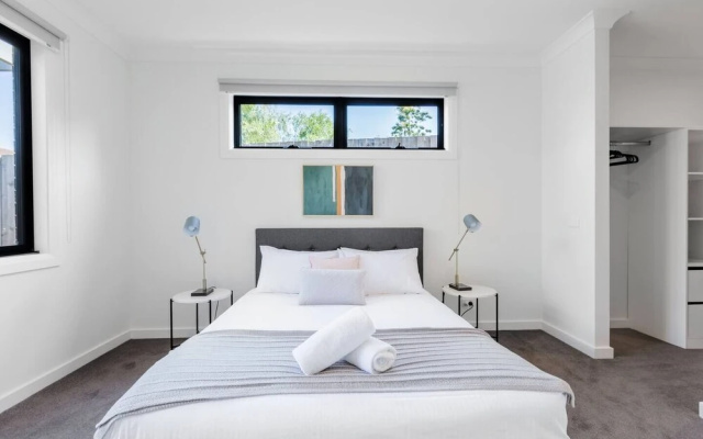 WoW Factor!luxe 4BR Townhouse@glen Waverley – Guest Rooms – Melbourne