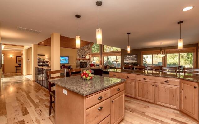 Evergreen Mountain Lodge